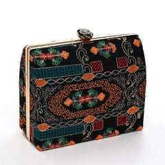 Embroidered Clutch 03
